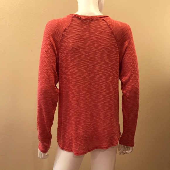 Ransom Lightweight Knit Sweater Womens Size Medium Silver Cross Salmon Orange - Picture 3 of 11